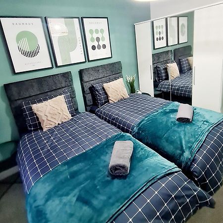 Bright 3Br Walking Distance To Town - Free Parking Διαμέρισμα Γλασκώβη Εξωτερικό φωτογραφία