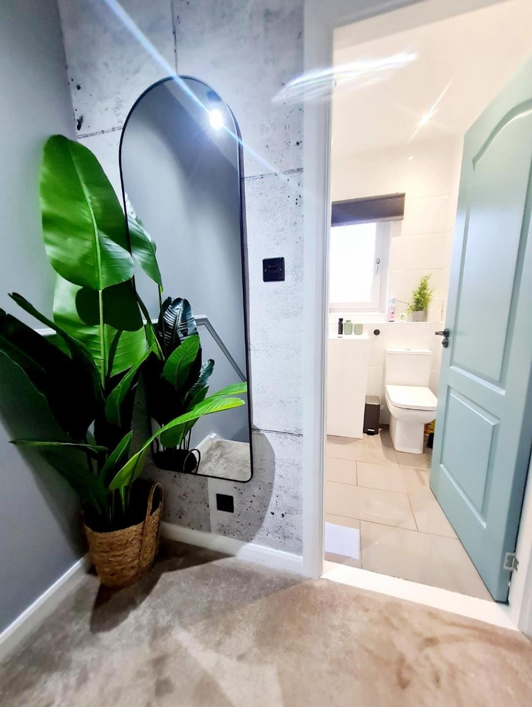 Bright 3Br Walking Distance To Town - Free Parking Διαμέρισμα Γλασκώβη Εξωτερικό φωτογραφία